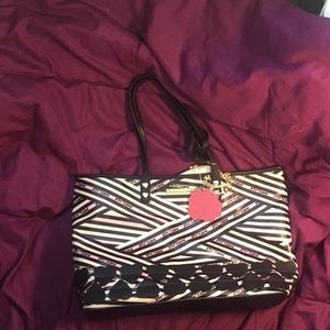 NWT Betsy Johnson Tote w/ clutch